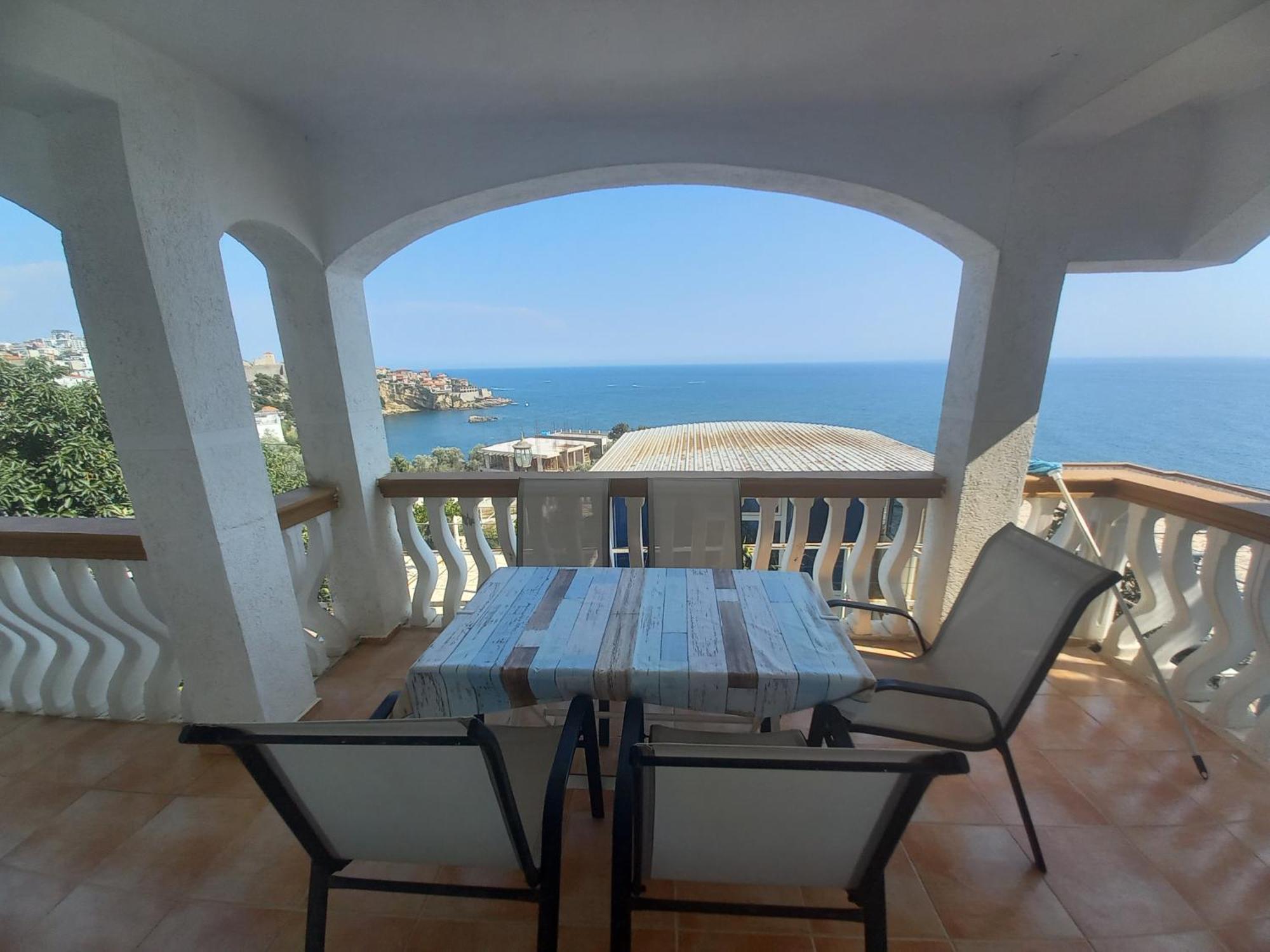אולסינץ' Apartments & Rooms Villa Anastasija מראה חיצוני תמונה
