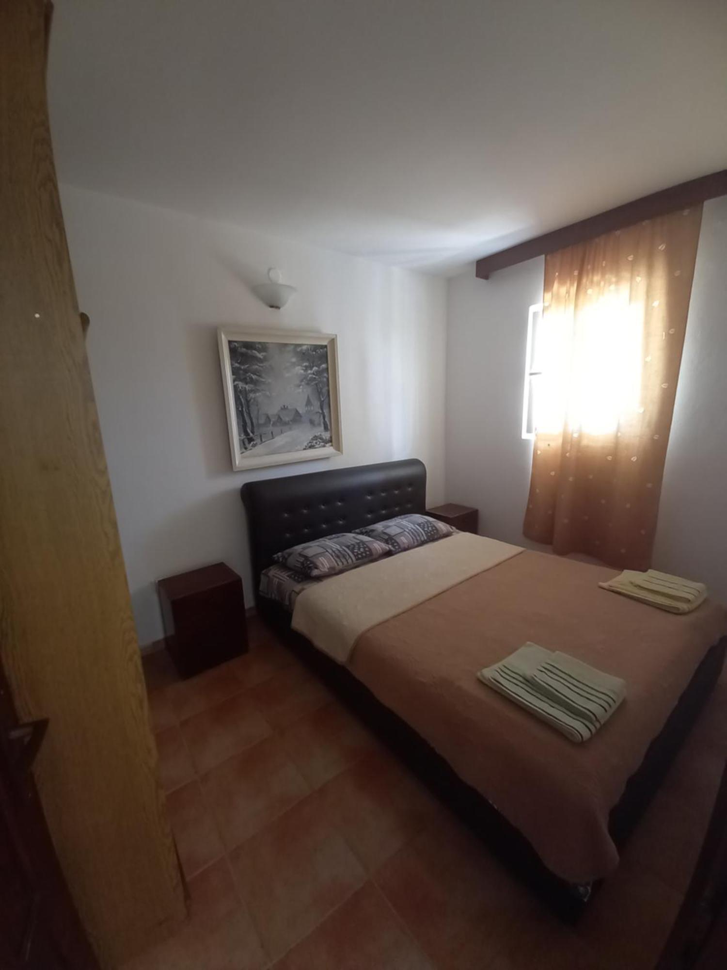 אולסינץ' Apartments & Rooms Villa Anastasija מראה חיצוני תמונה