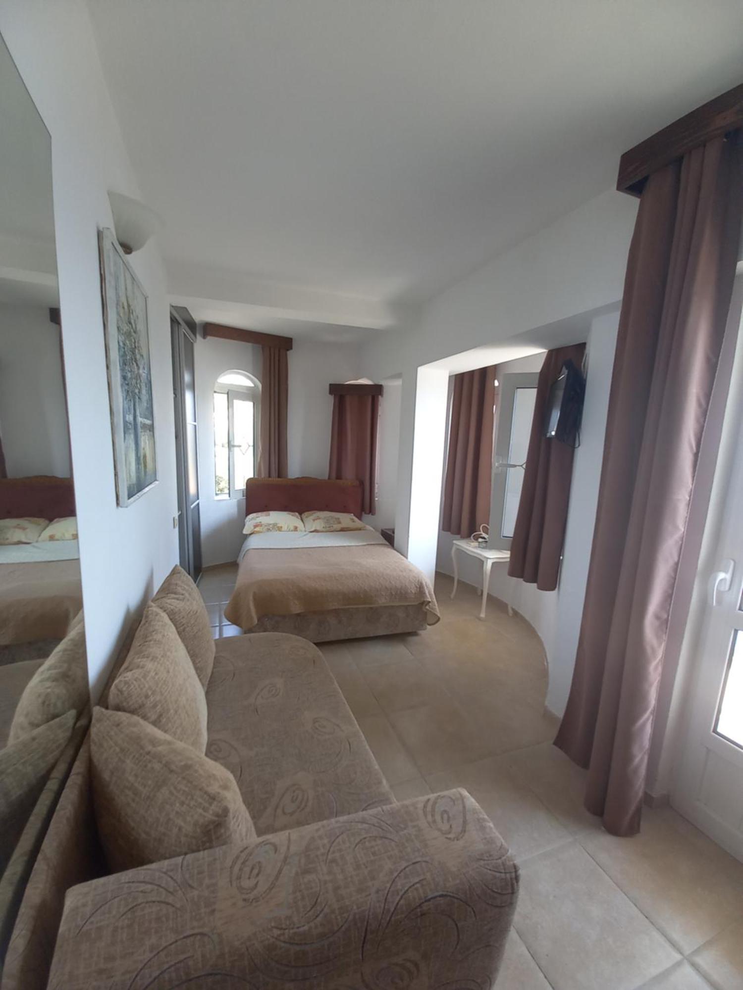 אולסינץ' Apartments & Rooms Villa Anastasija מראה חיצוני תמונה