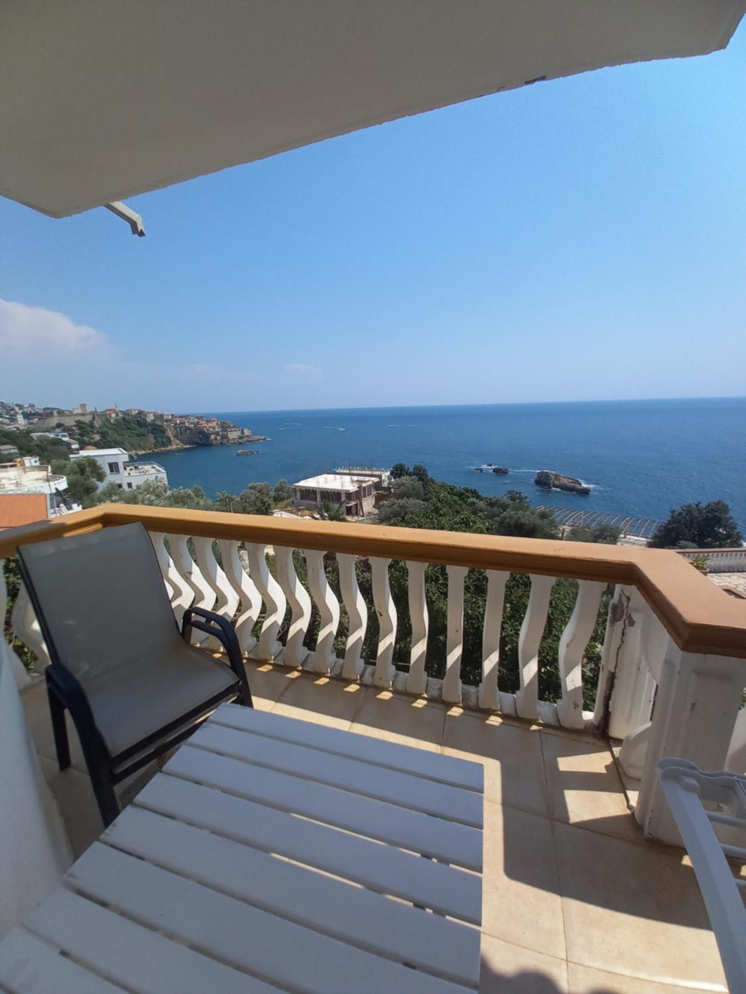 אולסינץ' Apartments & Rooms Villa Anastasija מראה חיצוני תמונה