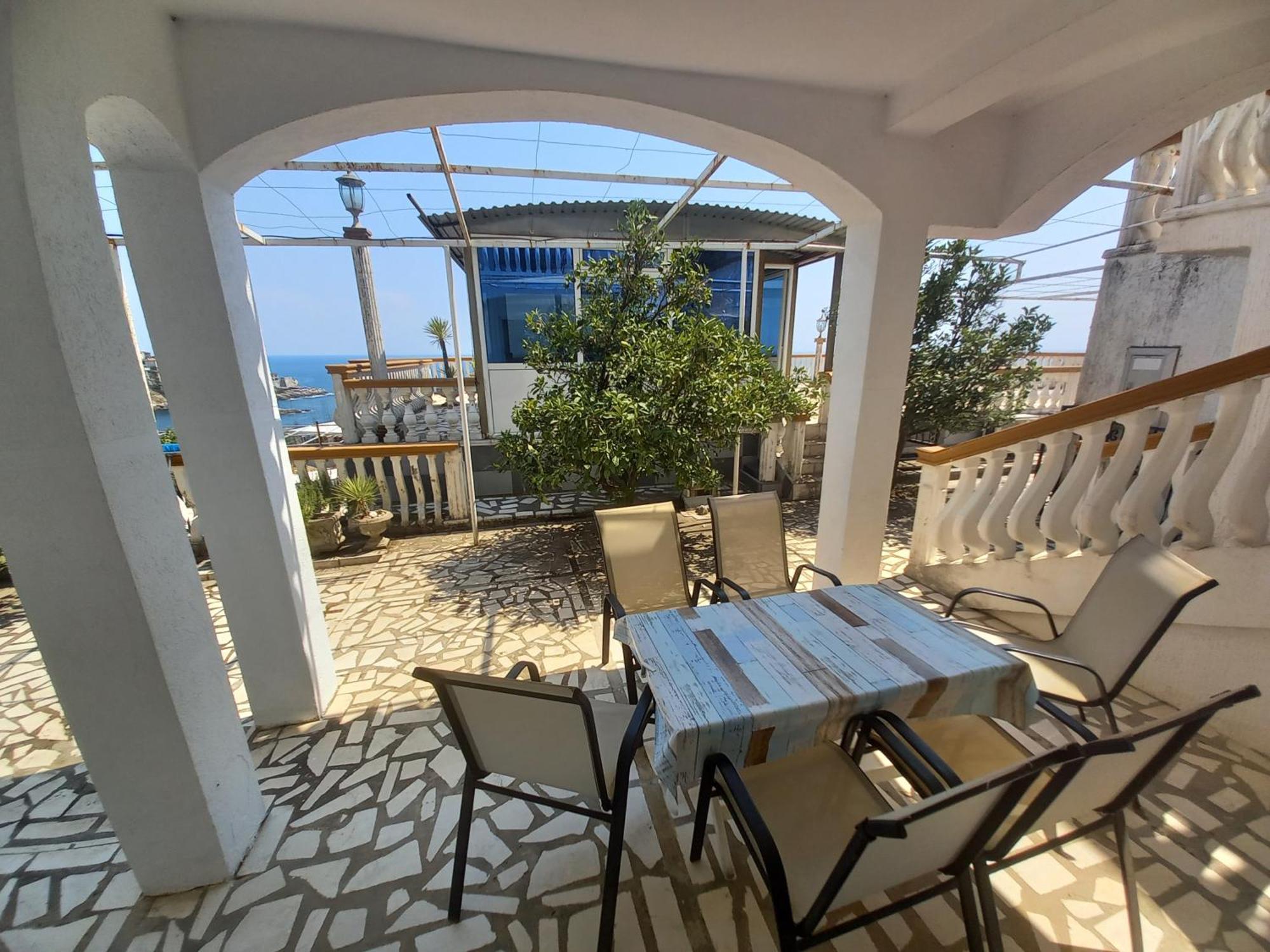 אולסינץ' Apartments & Rooms Villa Anastasija מראה חיצוני תמונה