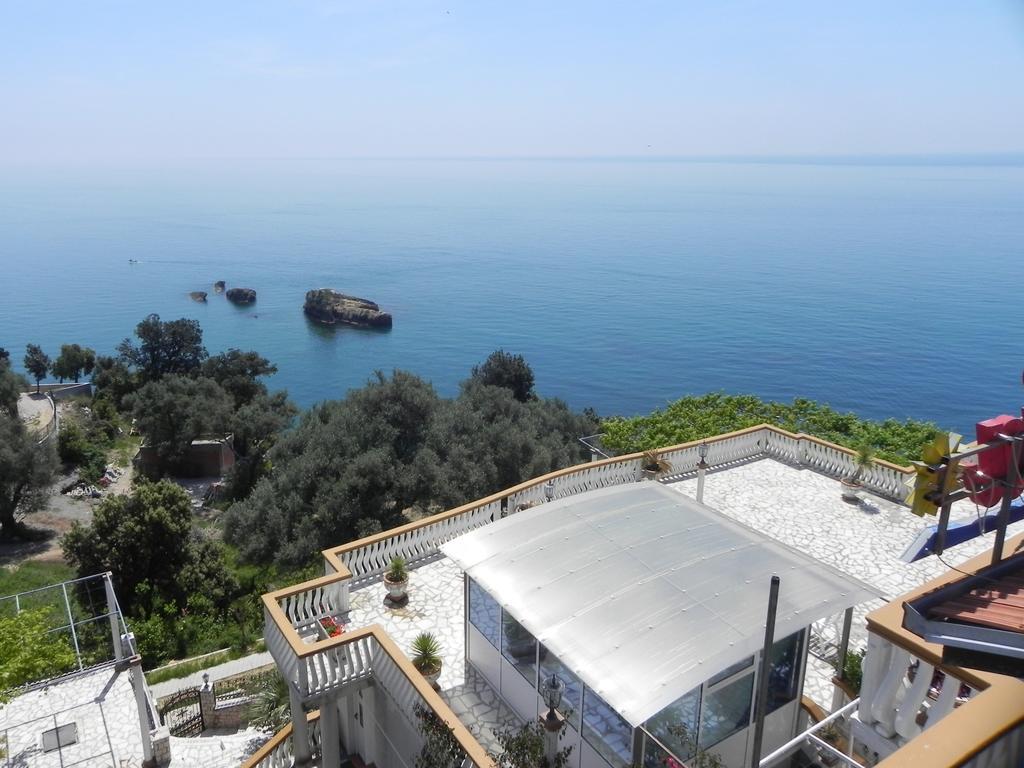 אולסינץ' Apartments & Rooms Villa Anastasija מראה חיצוני תמונה