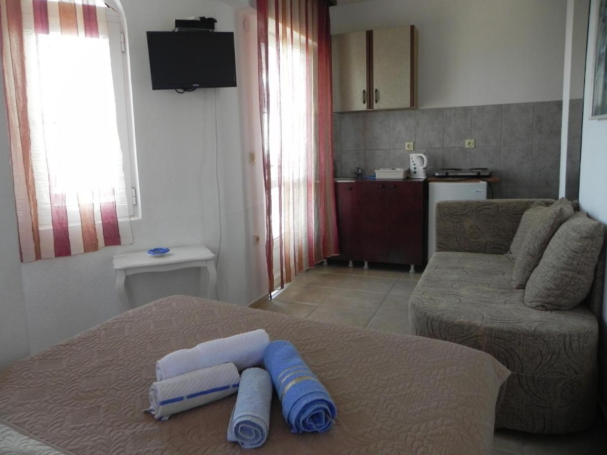 אולסינץ' Apartments & Rooms Villa Anastasija מראה חיצוני תמונה